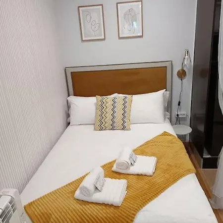 Carrerahouses Lovely Apartamento