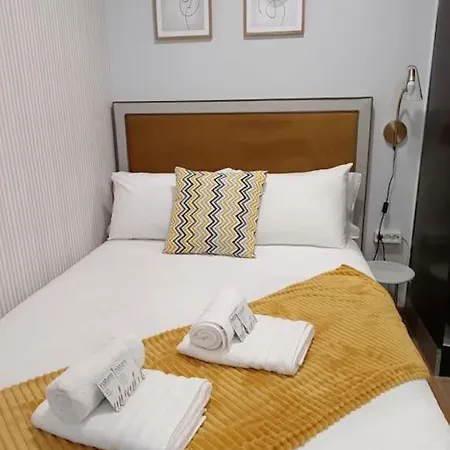 Apartman Carrerahouses Lovely *